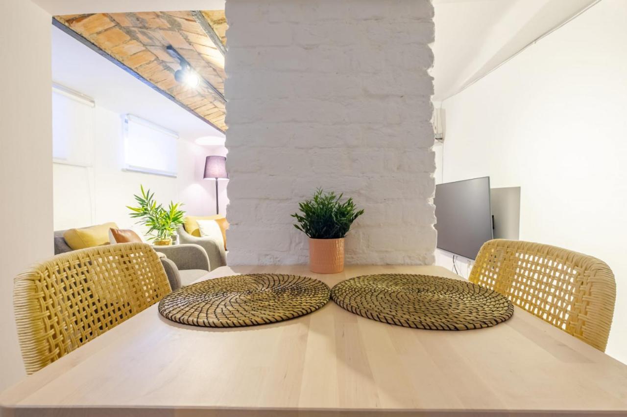 Vibrant Flat 5 Minutes Walk To Istiklal In Beyoglu Apartment Истанбул Екстериор снимка